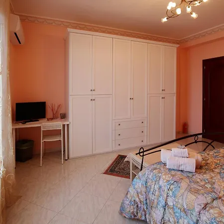 Le Tre Rose Dell'etna 3*