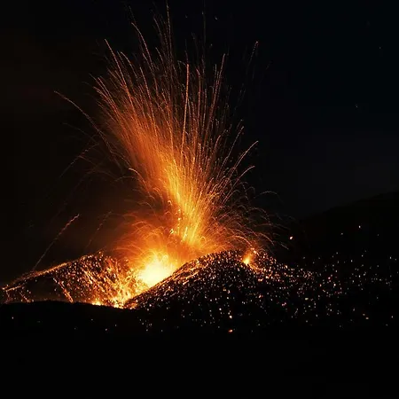 Le Tre Rose Dell'etna Bed & Breakfast Zafferana Etnea