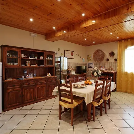 Bed & Breakfast Le Tre Rose Dell'etna Zafferana Etnea